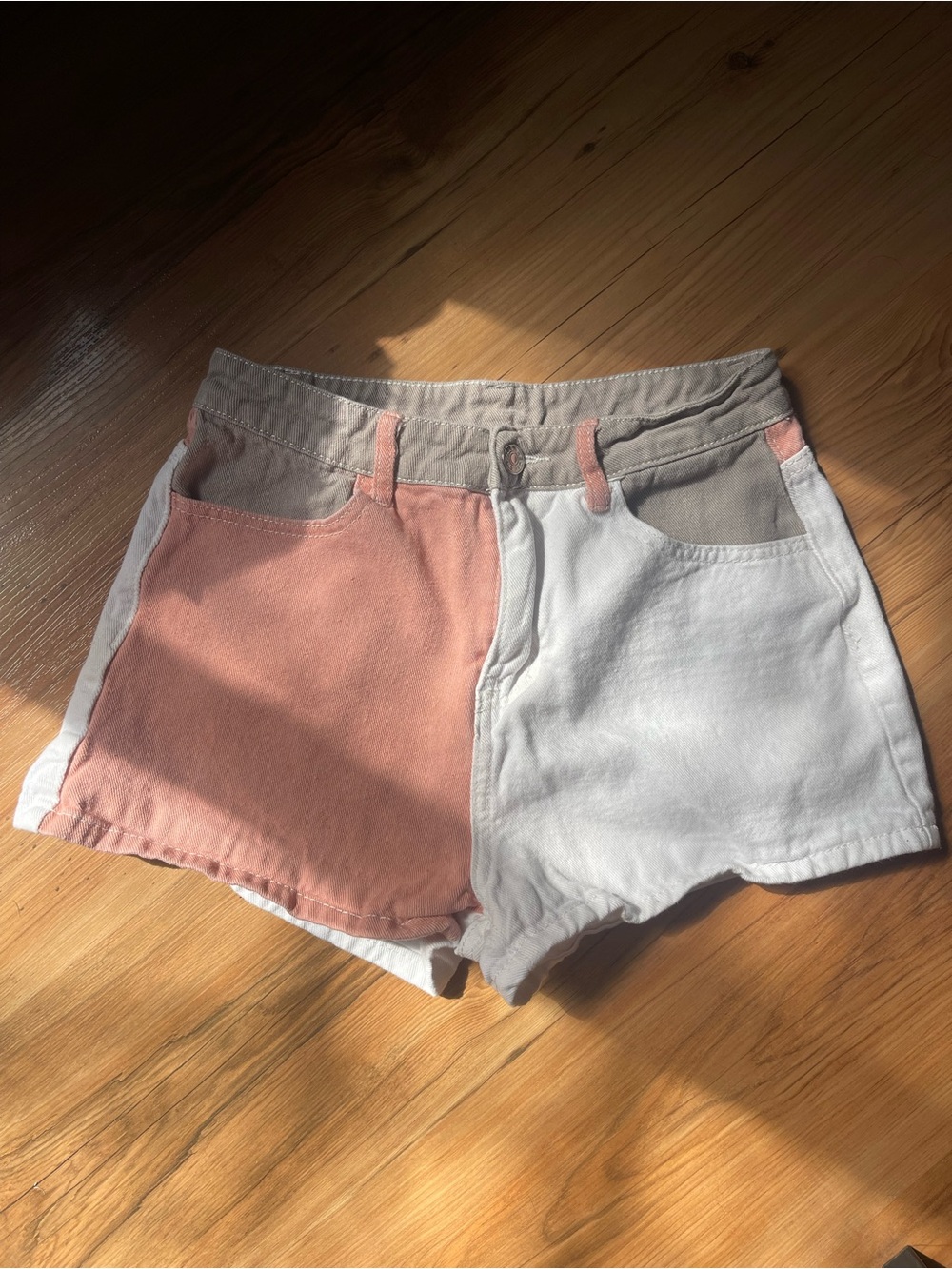 SHEIN Colorblock High-Rise Shorts in Pink, White, Gray
